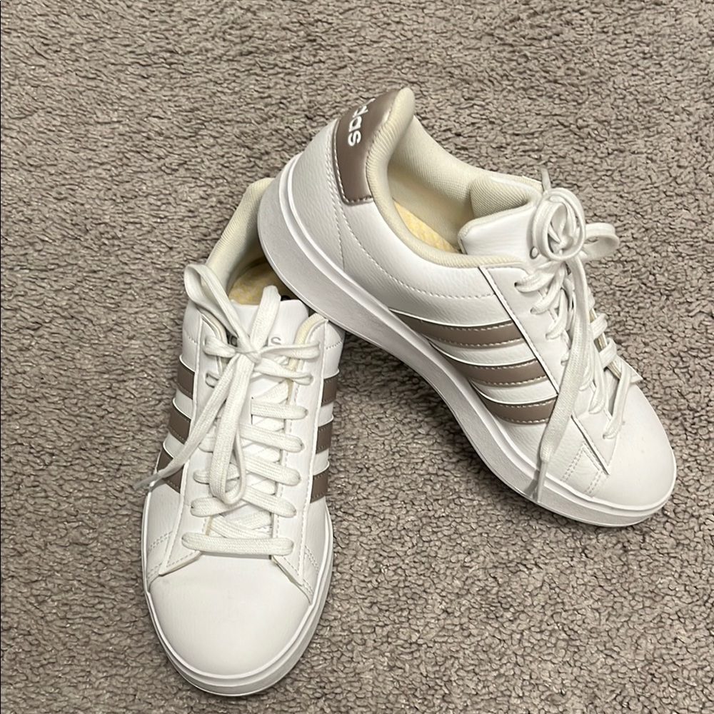 Adidas Women's White and silver Sneakers